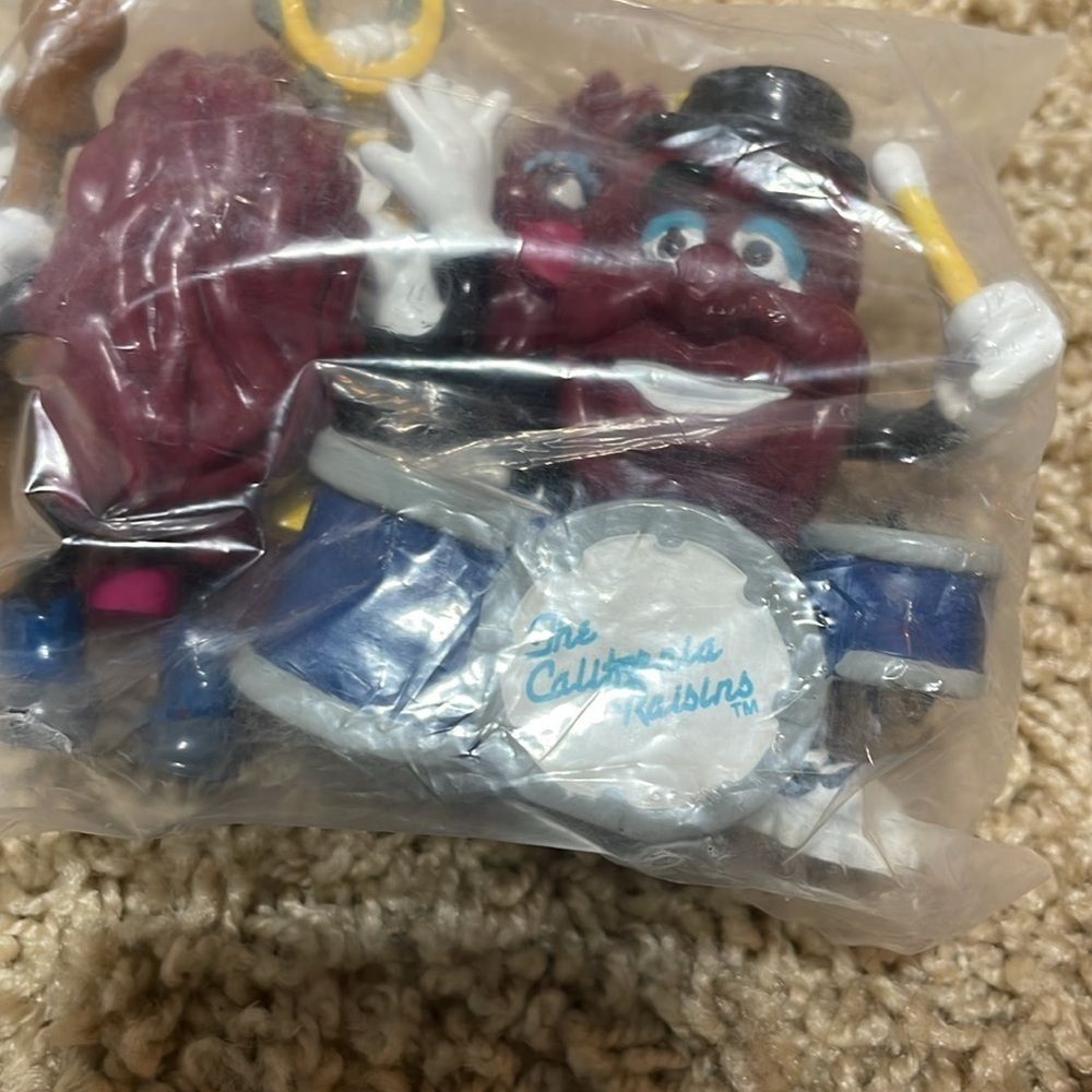 California raisin collectibles Vintage 1980s Sealed NEW NOS Band Drums Tamborine - Picture 2 of 4